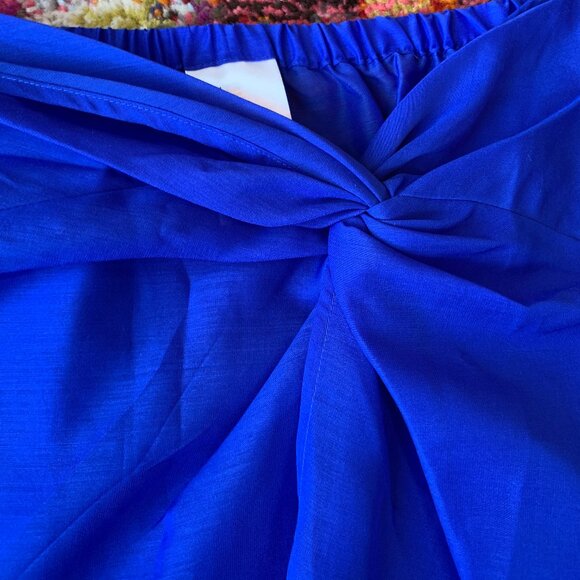 Women's Swim Wrap - Picture 2 of 3